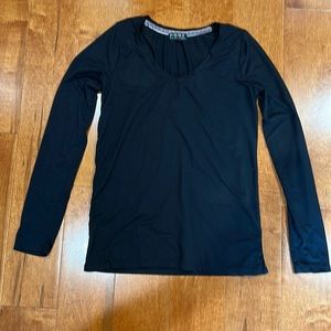 Girls’ Long Sleeve v-neck Tee